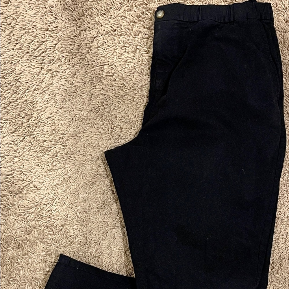 Old navy built in flex slim fit chinos
